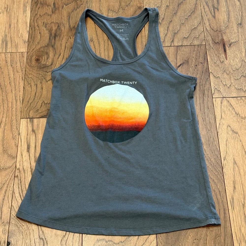 Matchbox Twenty Womens Charcoal Gray Sunset Graphic Racerback‎ Tank Top Medium